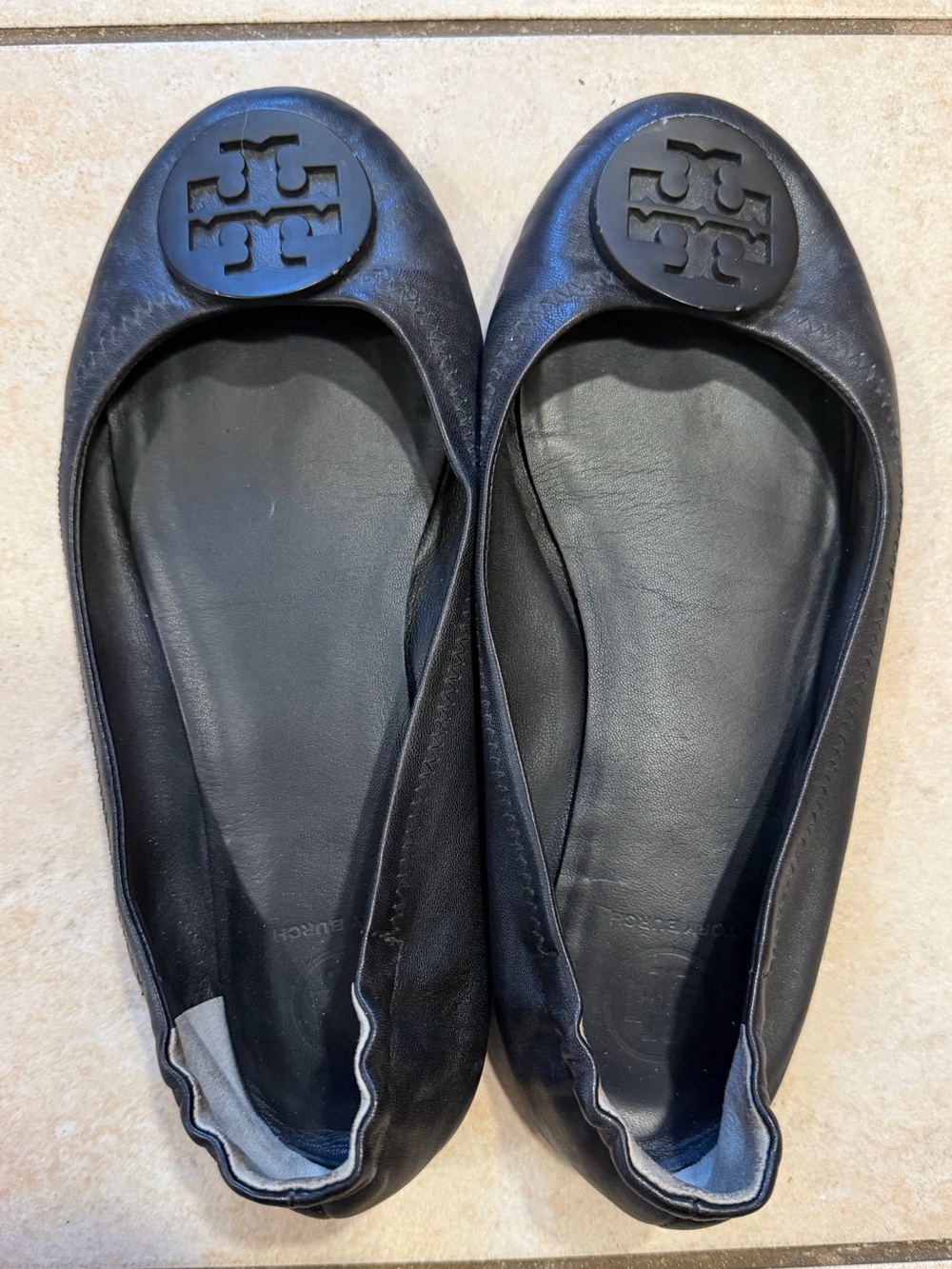 Tory Burch Black Leather Logo Round-Toe Ballet Flats